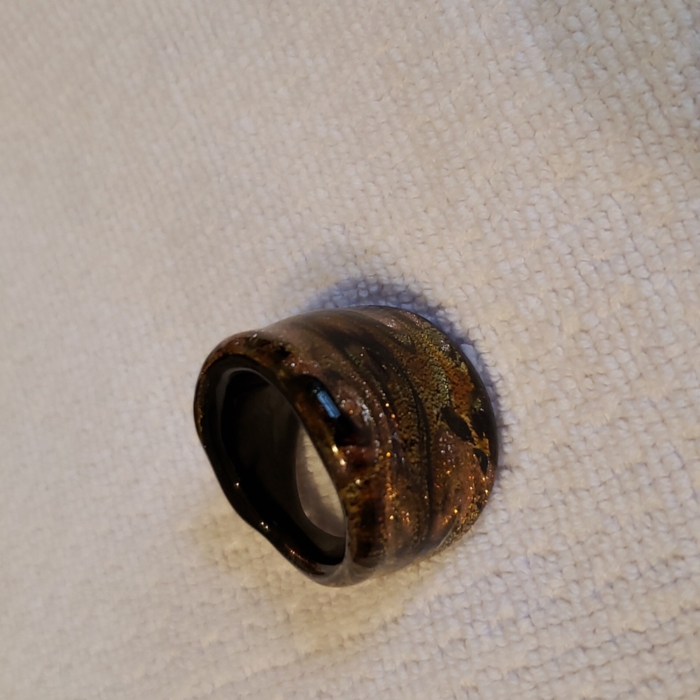 Glass ring size 7 - Picture 5 of 9